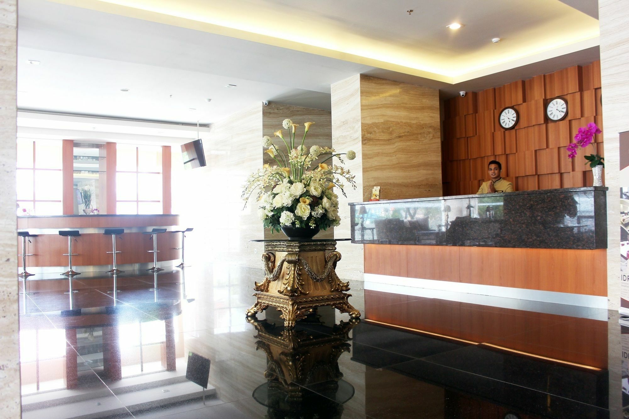 Demelia Hotel Makassar Exterior foto