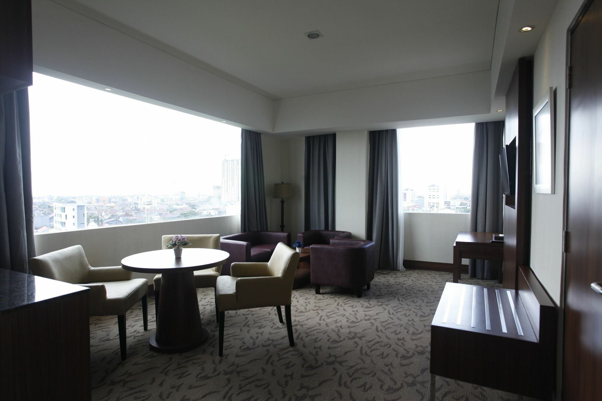 Demelia Hotel Makassar Exterior foto